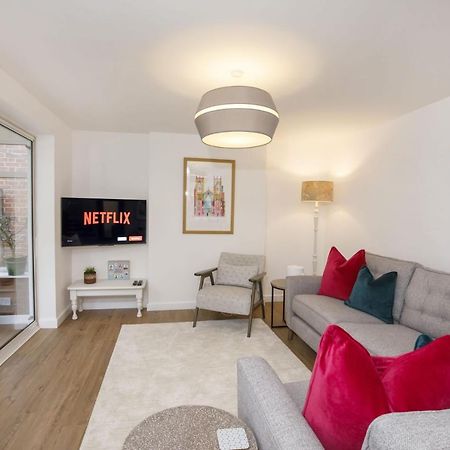 The Willows With Free Parking For 2 Cars Йорк Екстер'єр фото